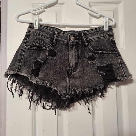 Shorts - Picture 1 of 7